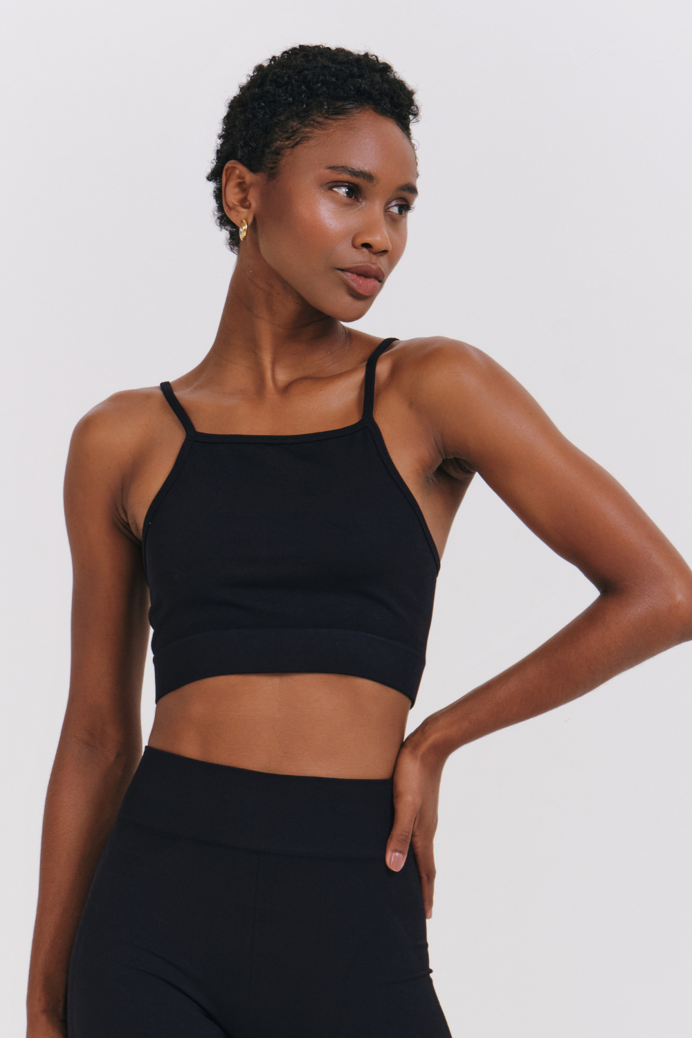 TOP CROPPED FLOW SEM COSTURA PRETO